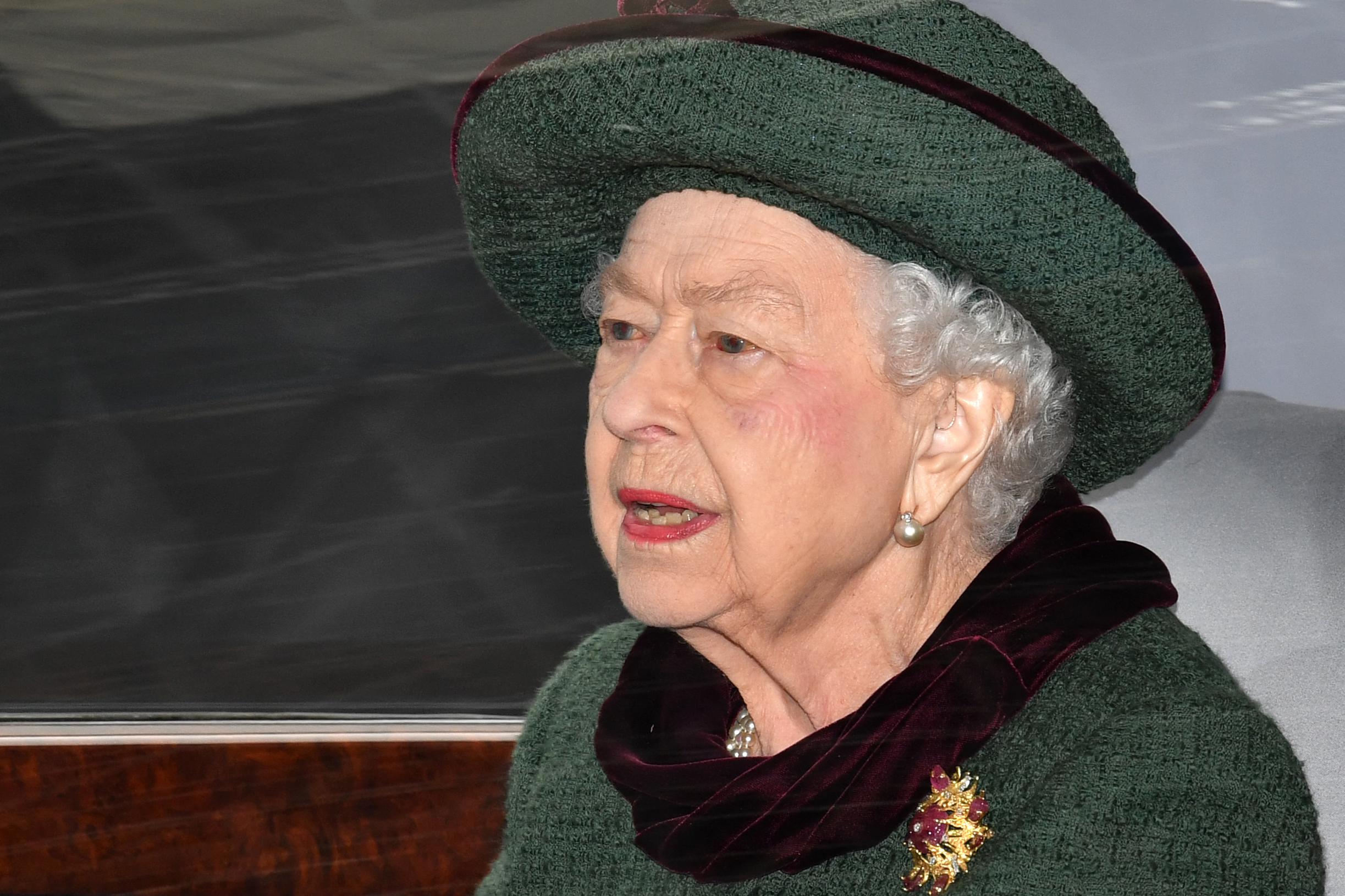 La regina Elisabetta compie 96 anni, festa privata a Sandringham ricordando Filippo