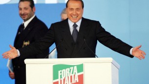 "La sapete quella del commendator Bestetti?", le migliori barzellette di Berlusconi