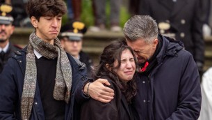 L'addio a Giulia Cecchettin, il papà: "Sia svolta contro la piaga dei femminicidi"