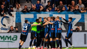 L'Atalanta torna alla vittoria, 5-1 al Genoa con tripletta di Retegui