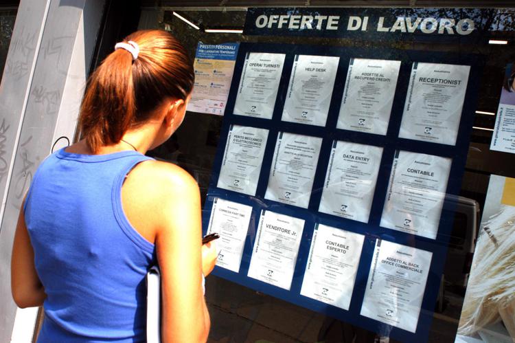 Lavoro, a dicembre cresce l'occupazione: i dati Istat