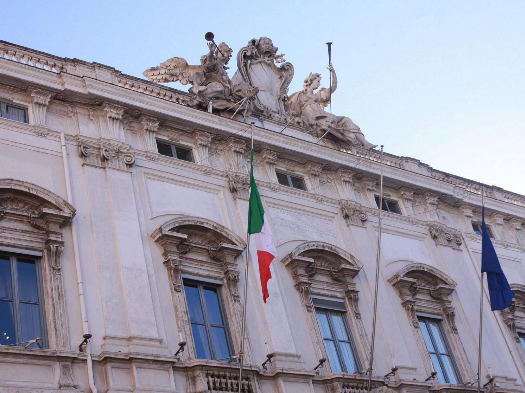 Lavoro, Consulta: incostituzionale art