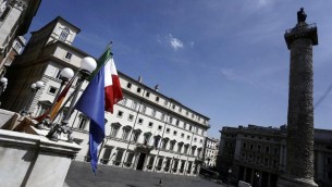 Lavoro, Meloni convoca sindacati: incontro domenica a Palazzo Chigi