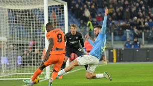 Lazio-Inter 0-2, decidono Lautaro e Thuram