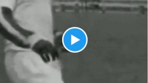 Le magie di Pelé 'copiate' da tutti: Maradona, Zidane, Messi - Video