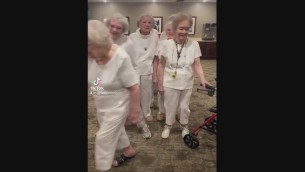 Le nonne replicano lo show di Rihanna, il video vola