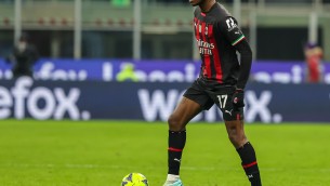 Lecce-Milan 2-2, rimonta rossonera con Leao e Calabria