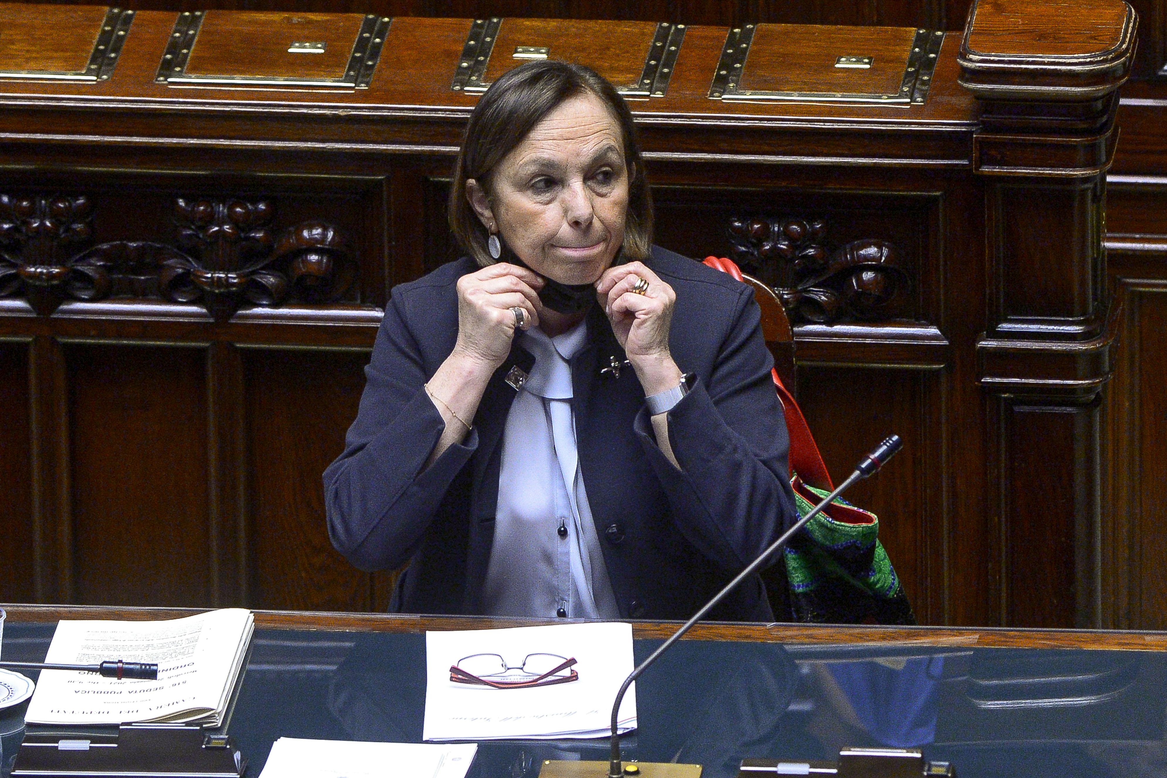 Lega a Lamorgese: "Cambi rotta o non si va avanti"