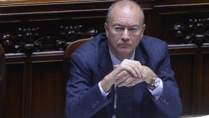 Lettera preside dopo aggressione liceo Firenze, Valditara: "Impropria"