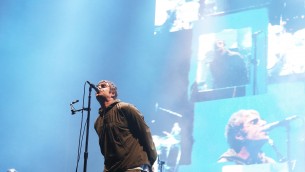 Liam Gallagher in concerto a Milano: "Ci sono tifosi dell’Inter?" - Video