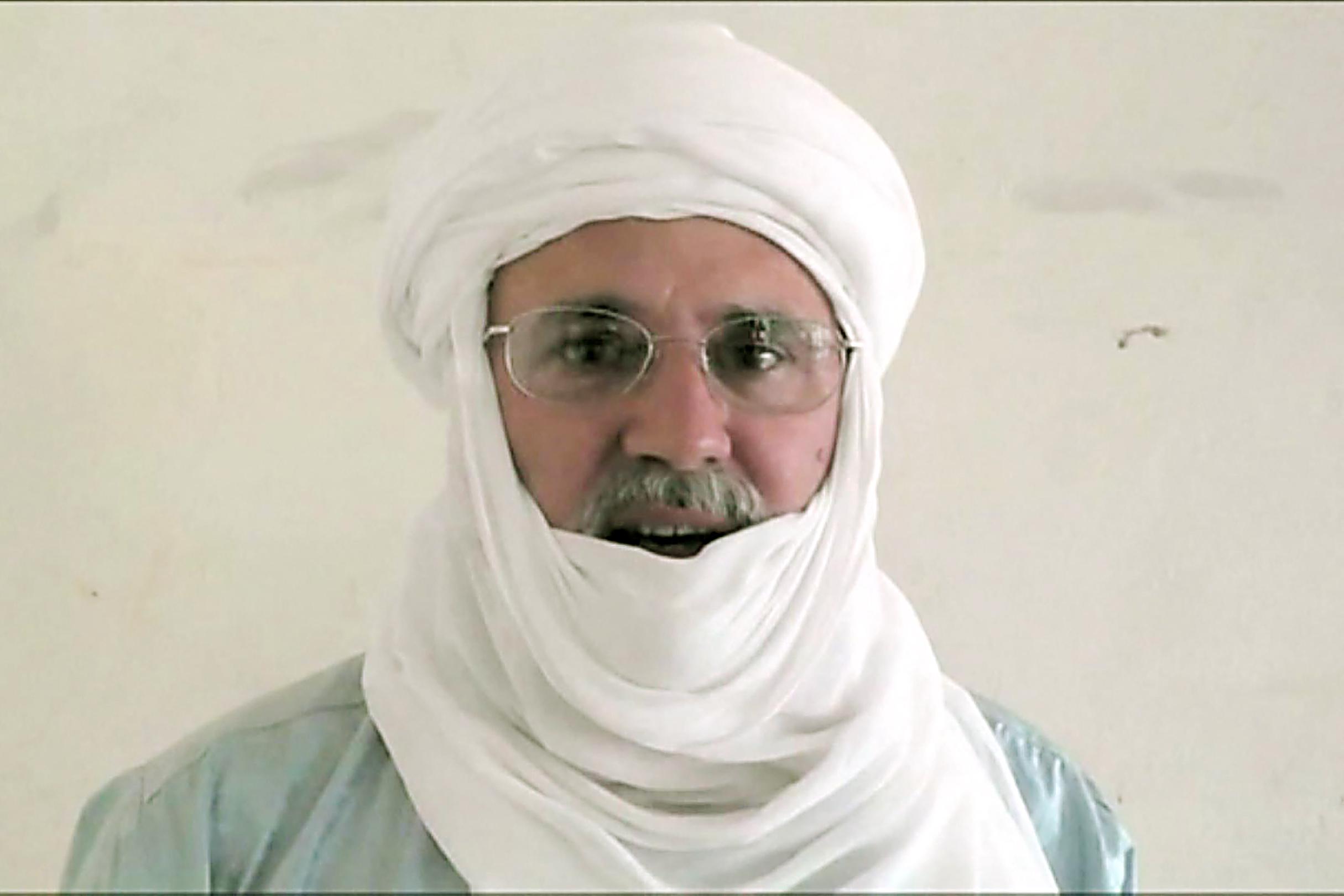 Liberati operatore umanitario Usa e giornalista francese rapiti in Niger e Mali