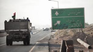 Libia, "operazione segreta Francia-Egitto contro trafficanti esseri umani"