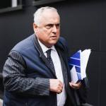 Lotito in questura, presenta denuncia dopo video telefonata virale sui social: "Mio cellulare clonato"