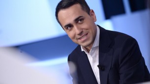 Luigi Di Maio papà a settembre, la compagna aspetta un maschietto