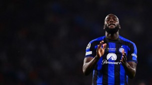 Lukaku e un altro errore incredibile, Inter sconfitta in finale