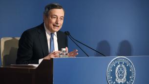 Lunedì conferenza stampa Draghi su obbligo vaccinale e misure