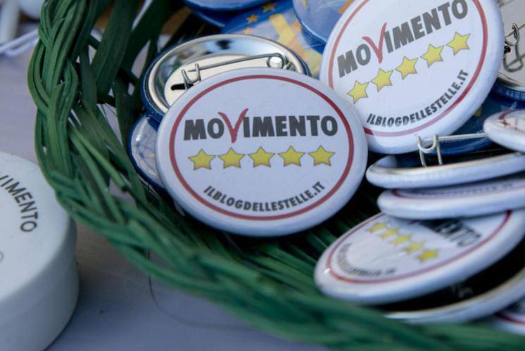 M5S, chat eletti in subbuglio dopo il 'vaffa' di Grillo a Conte