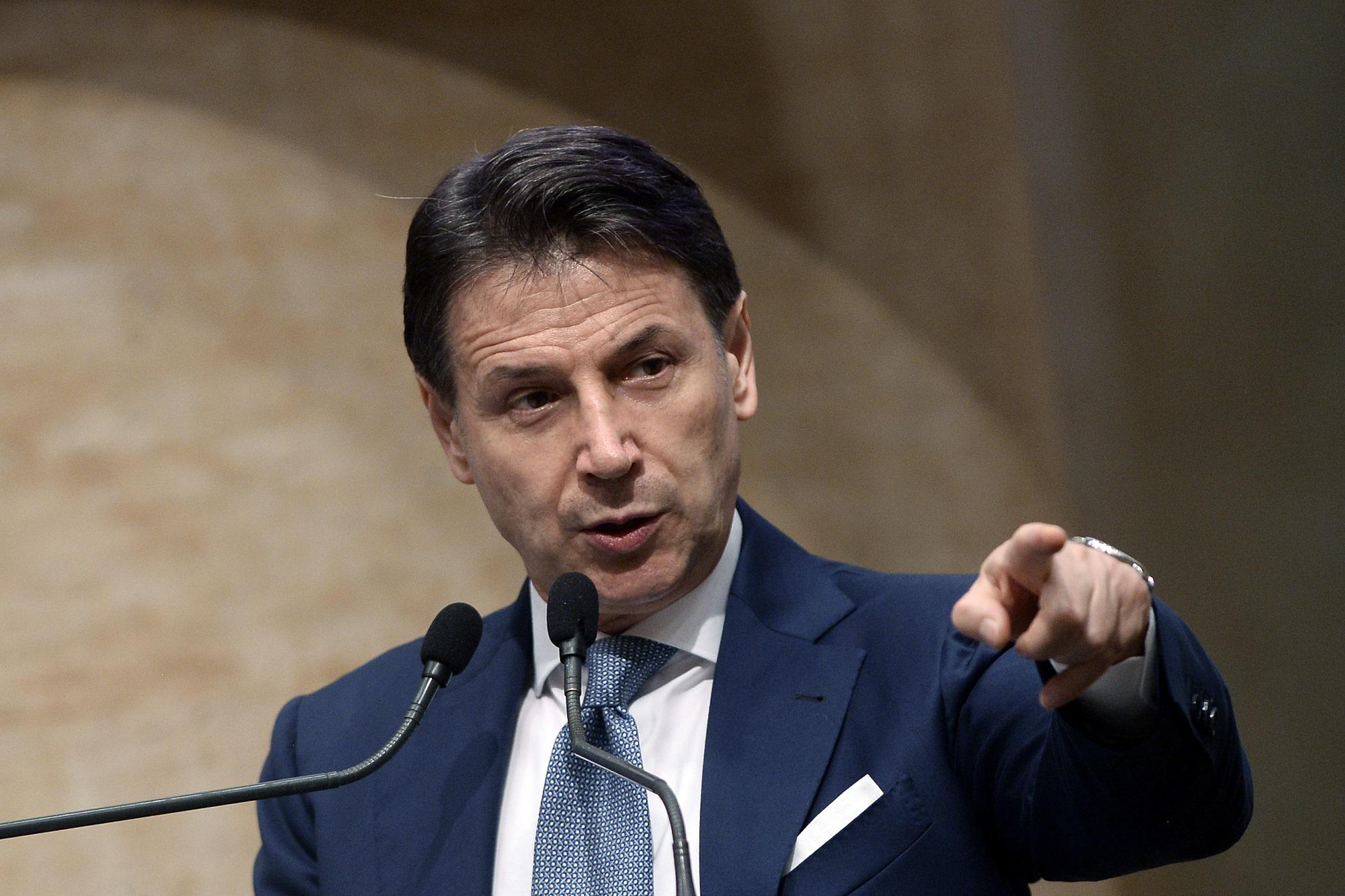 M5S, Conte: "Grillo non dica falsità su di me"