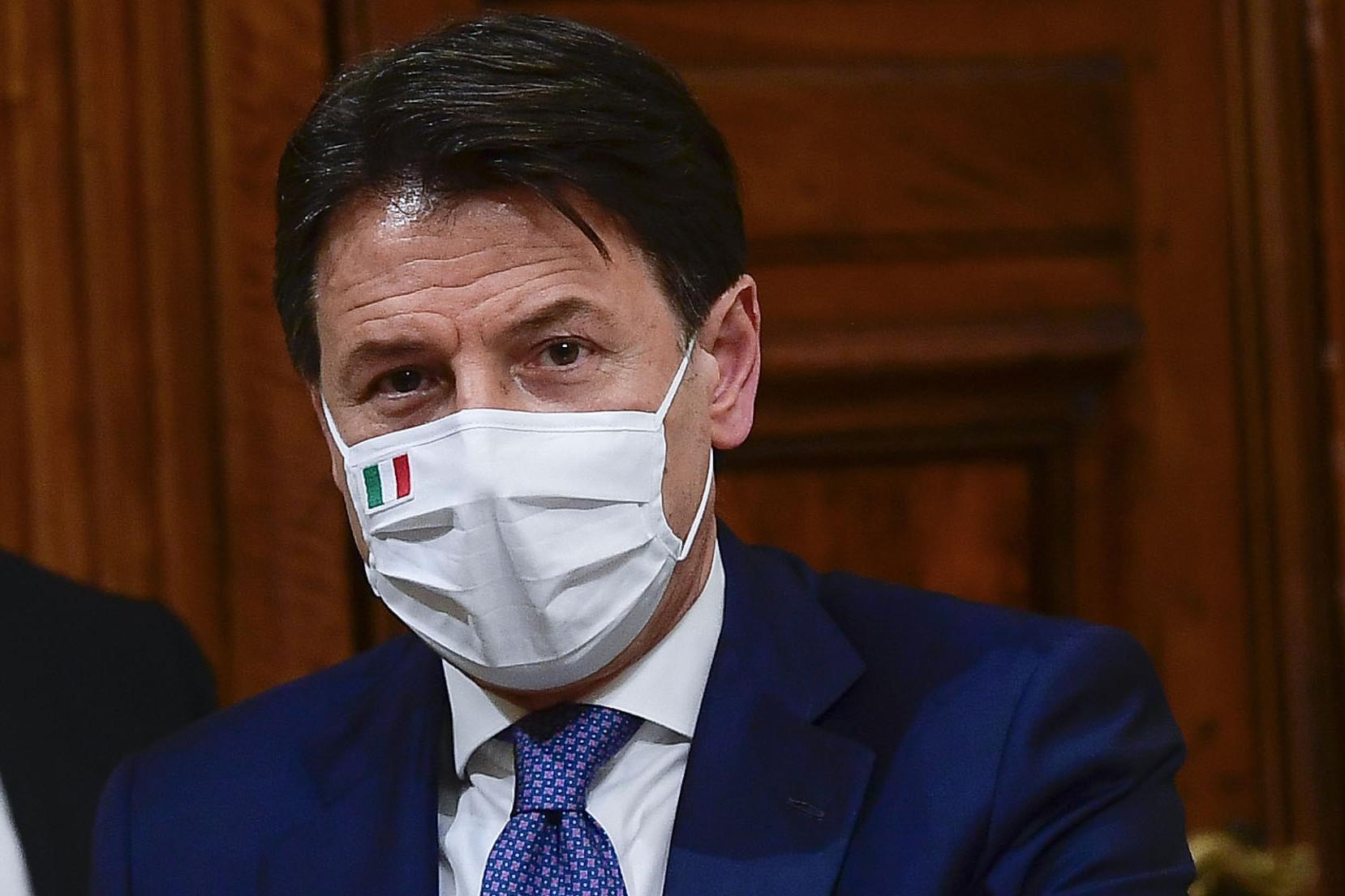 M5S, Conte sonda i senatori