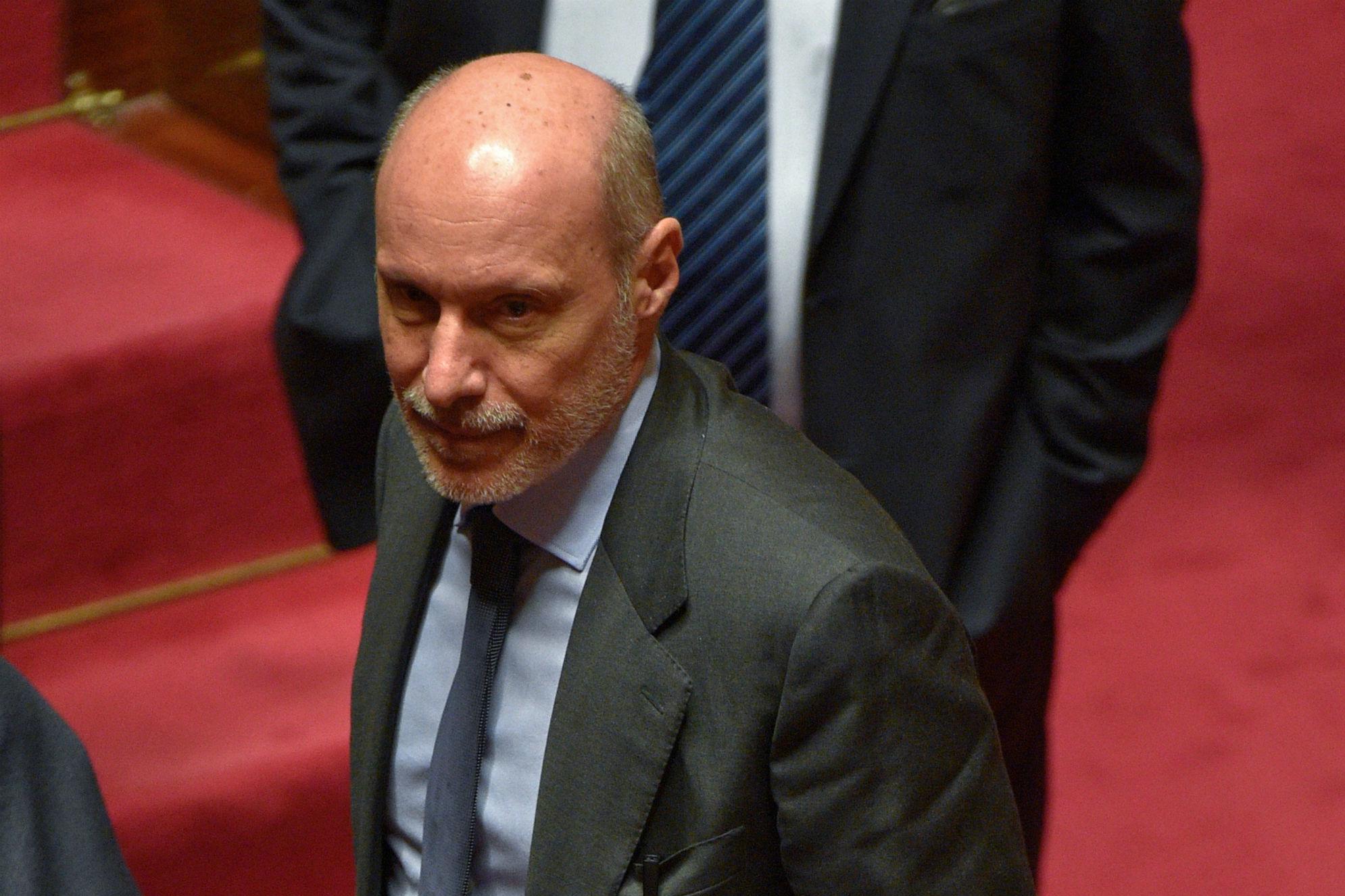 M5S, De Falco: "Un'agonia su cui stendere un velo pietoso"