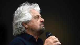 M5S, Grillo frena la fronda