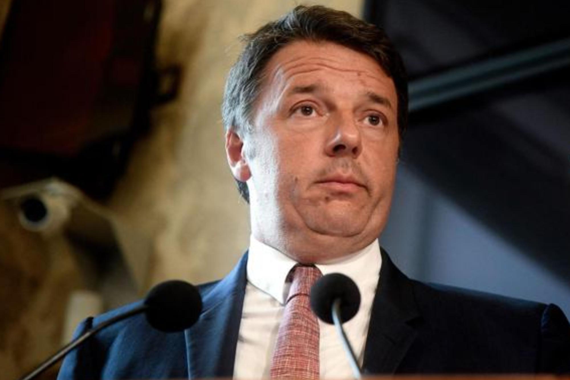 M5S, Renzi: "Conte ha scritto statuto con stessa chiarezza con cui scriveva Dpcm"