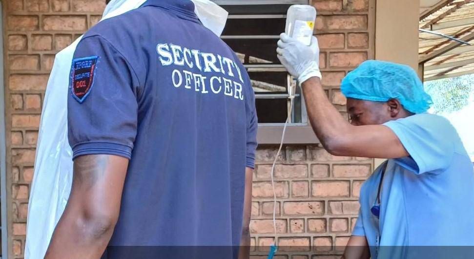 Malattia misteriosa in Congo, il report Oms: "1000 casi e 60 morti"