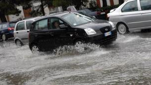 Maltempo Calabria e Basilicata, domani allerta rossa