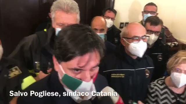 Maltempo Catania, il sindaco: "Scuole e negozi chiusi fino a venerdì" - Video