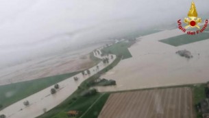 Maltempo, emergenza in Emilia Romagna: fiumi esondati, famiglie evacuate