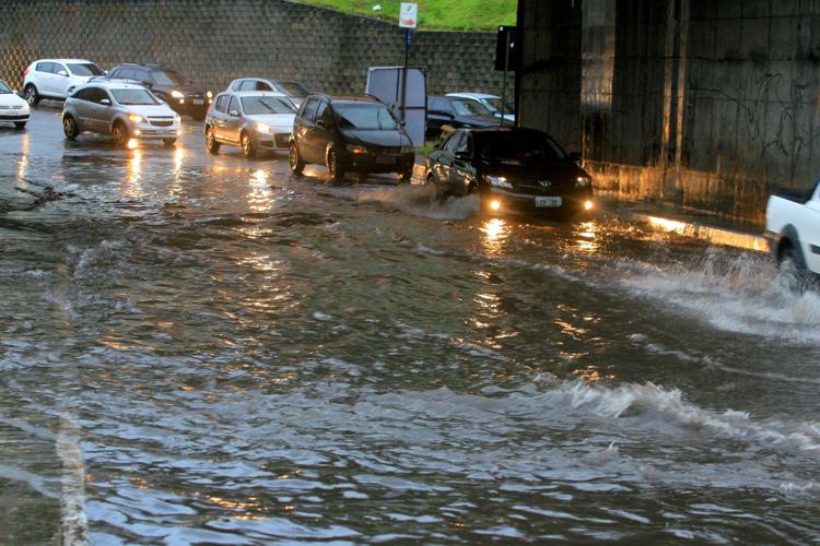 Maltempo in Toscana, è allerta arancione