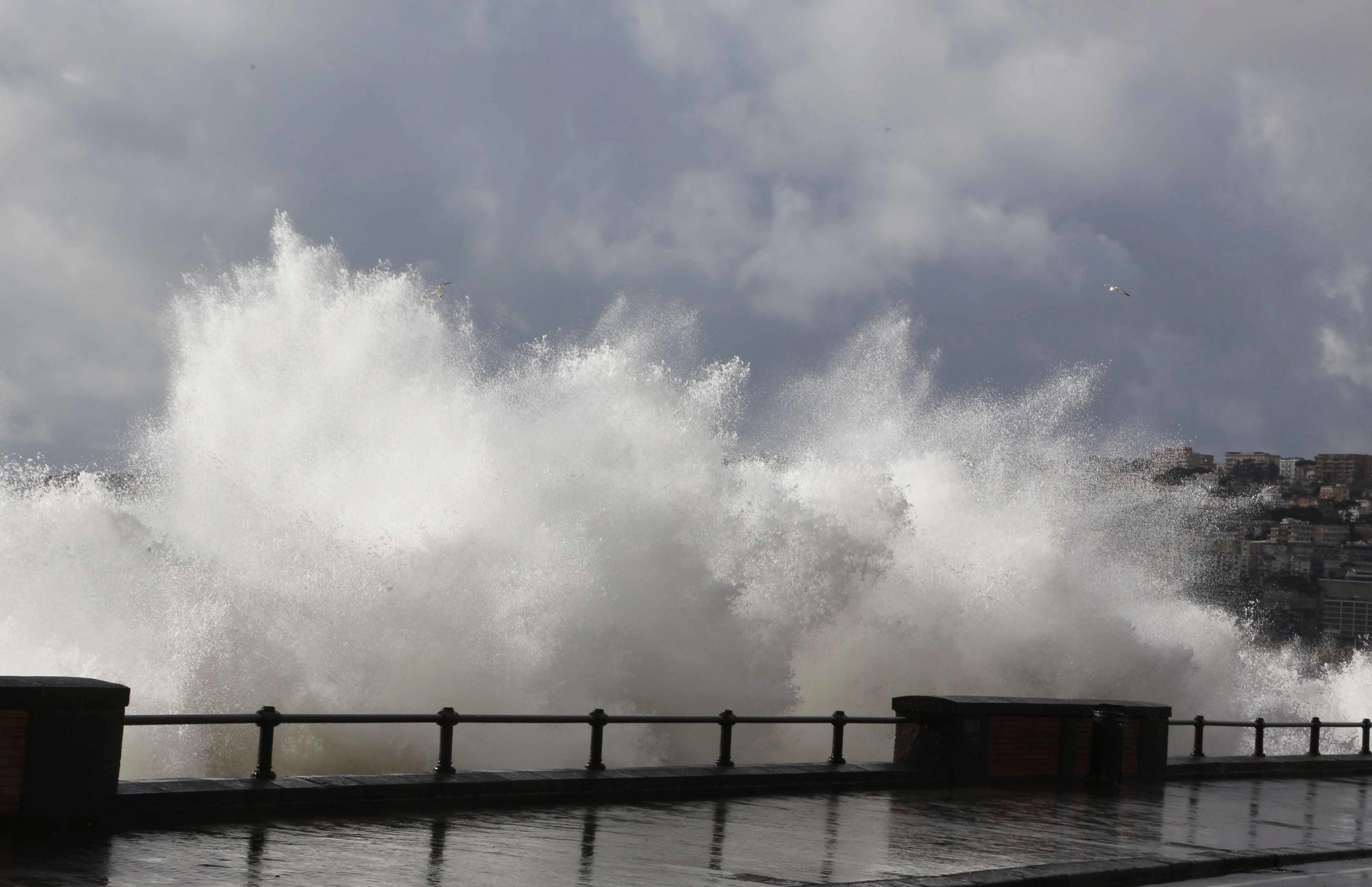 Maltempo Italia, venti forti in arrivo: allerta meteo in 5 regioni