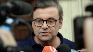 Manovra 2023, Calenda vede Meloni: "Incontro positivo ma non faremo stampella"