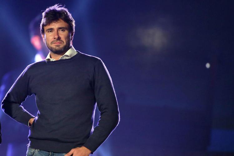 Manovra 2023, Di Battista: "Meloni è Draghi sotto copertura"
