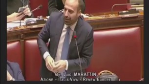 Manovra 2023, Mulè smonta il 'caso fax': "Figuraccia di Renzi" - Video