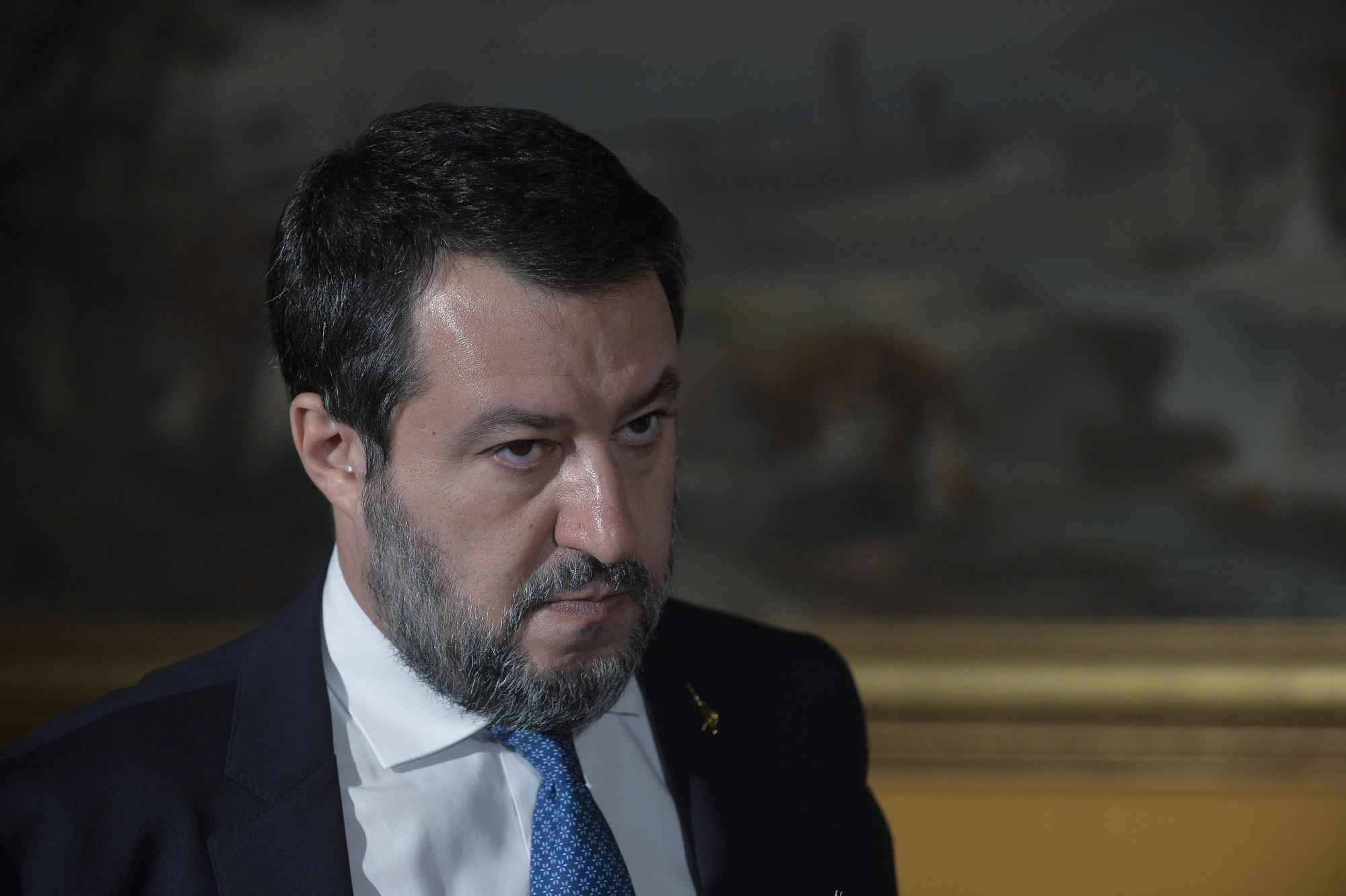 Manovra 2023, Salvini: "Chi paga il caffè con la carta è un rompipalle"