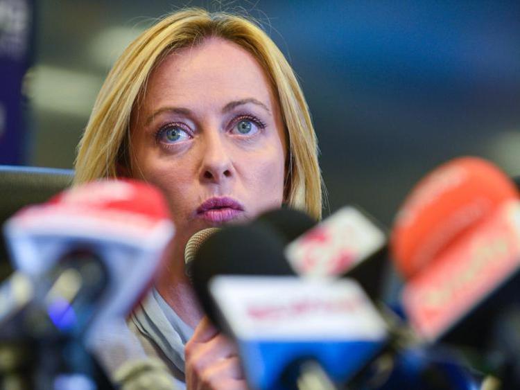 Manovra 2024, Meloni: "Risente di superbonus e aumento tassi ma è espansiva"