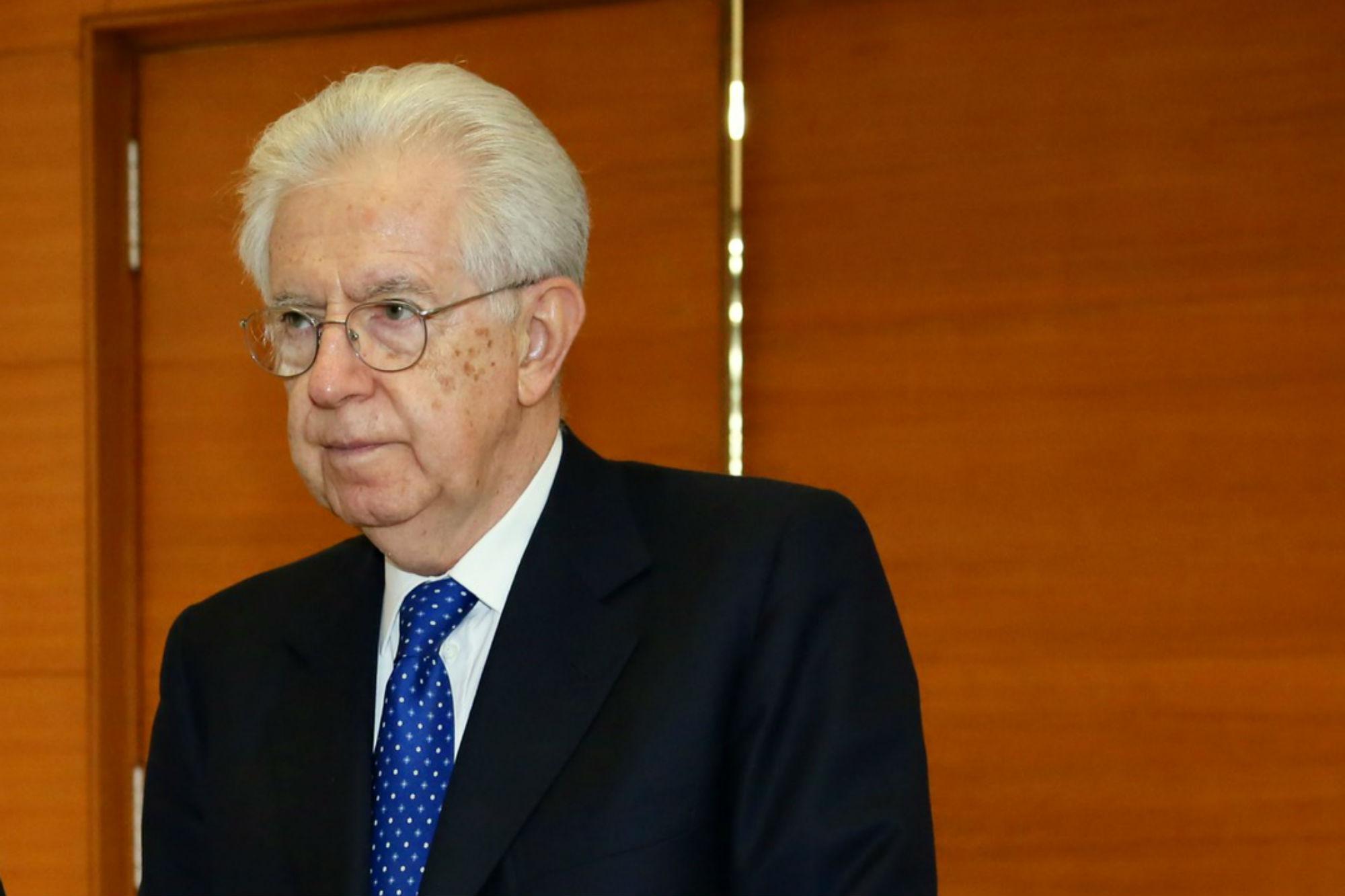 Manovra, da Monti a Draghi la legge di bilancio al fotofinish sotto l'albero di Natale