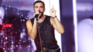 Marco Mengoni torna sul palco, e da Padova parla di diritti e speranza