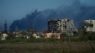 Mariupol, Kiev: "Russia ha ripreso assalto acciaieria Azovstal"