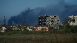 Mariupol, nuovi bombardamenti su Azovstal