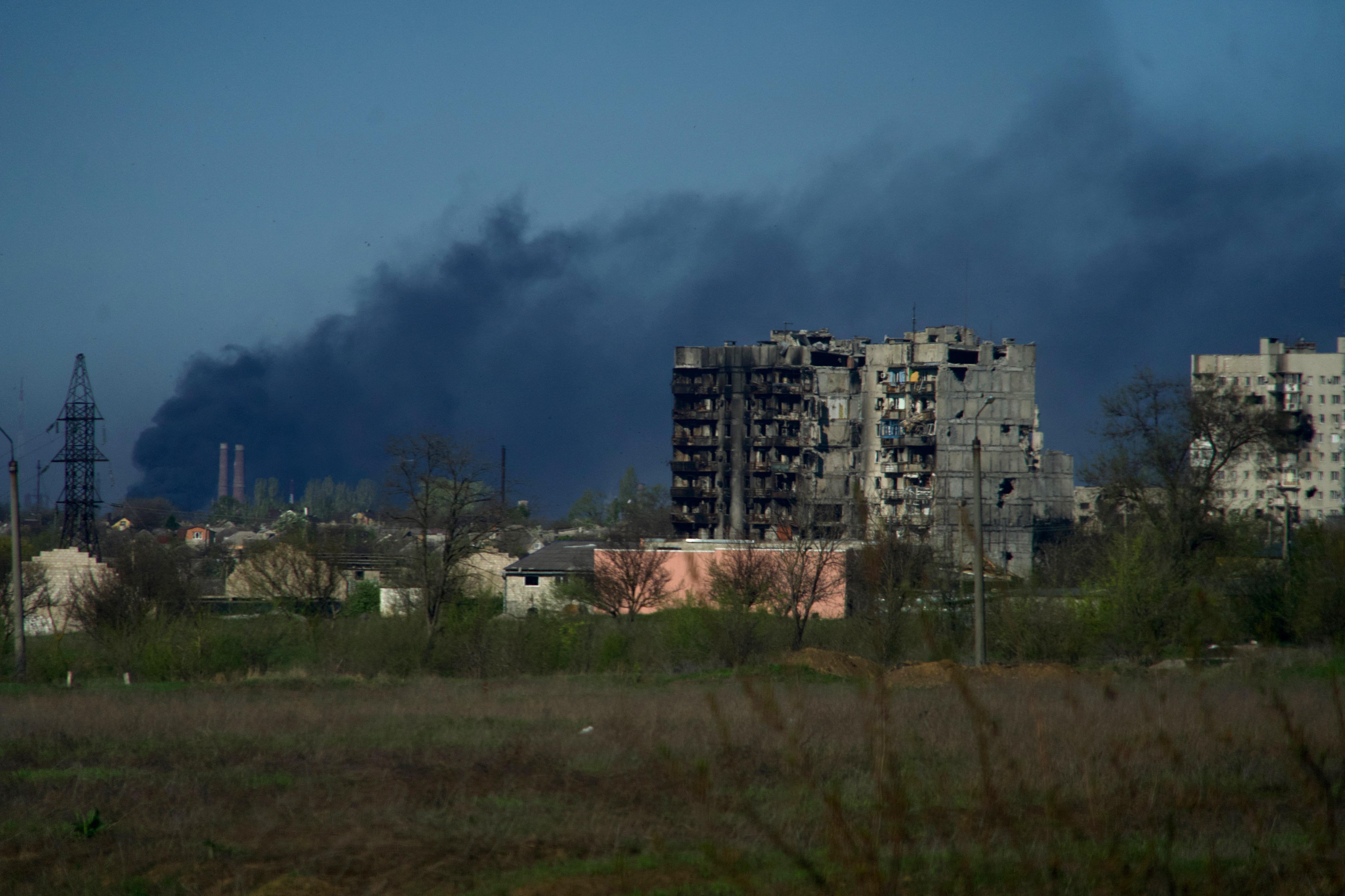 Mariupol, nuovi bombardamenti su Azovstal