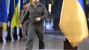 Mariupol, Zelensky: "Russia non rispetta accordi, continua assalto acciaieria Azovstal"