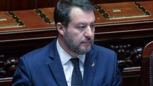 Maroni, Salvini: "Leghista sempre e per sempre, buon vento Roberto"