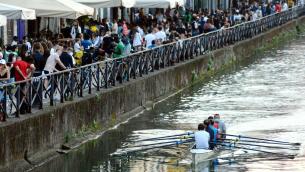 Mascherine all'aperto, in Italia obbligo fino a quando?