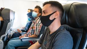 Mascherine in aereo, cosa cambia da lunedì 16 maggio