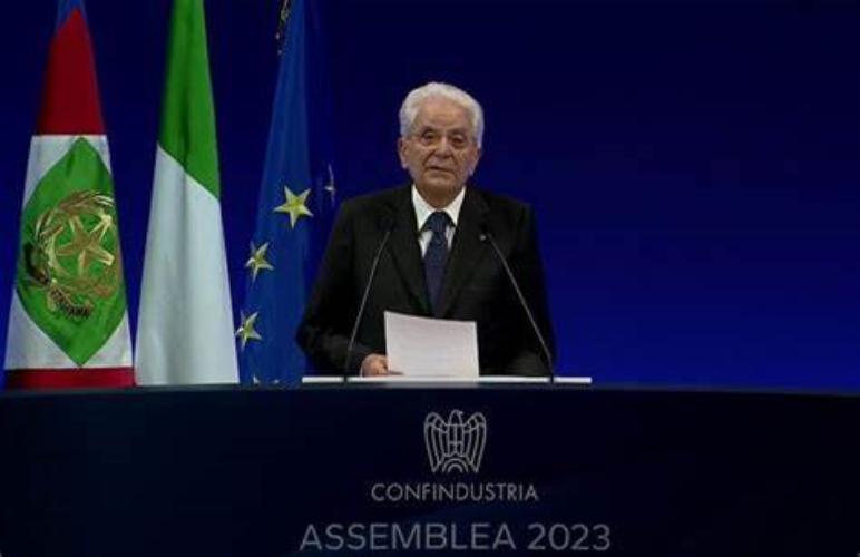 Mattarella: "No al capitalismo di rapina, imprese veicoli di crescita"