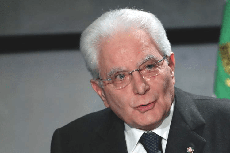 Mattarella ricoverato per impianto pacemaker, operato ieri sera: "Notte tranquilla"