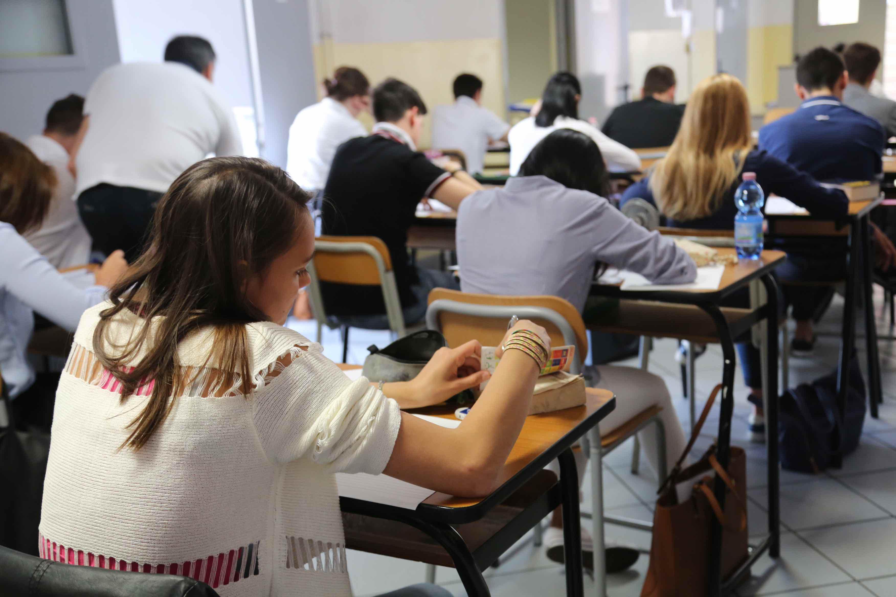 Maturità 2023, Valditara: "Si svolgerà come prima del Covid"