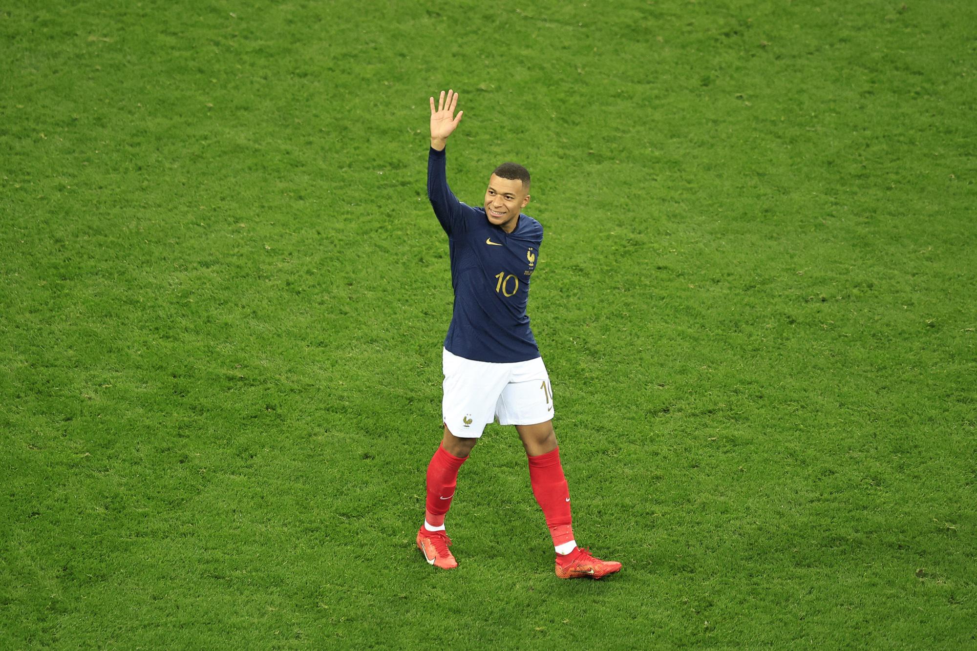 Mbappé dice addio al Psg: "Ho bisogno di nuove sfide"